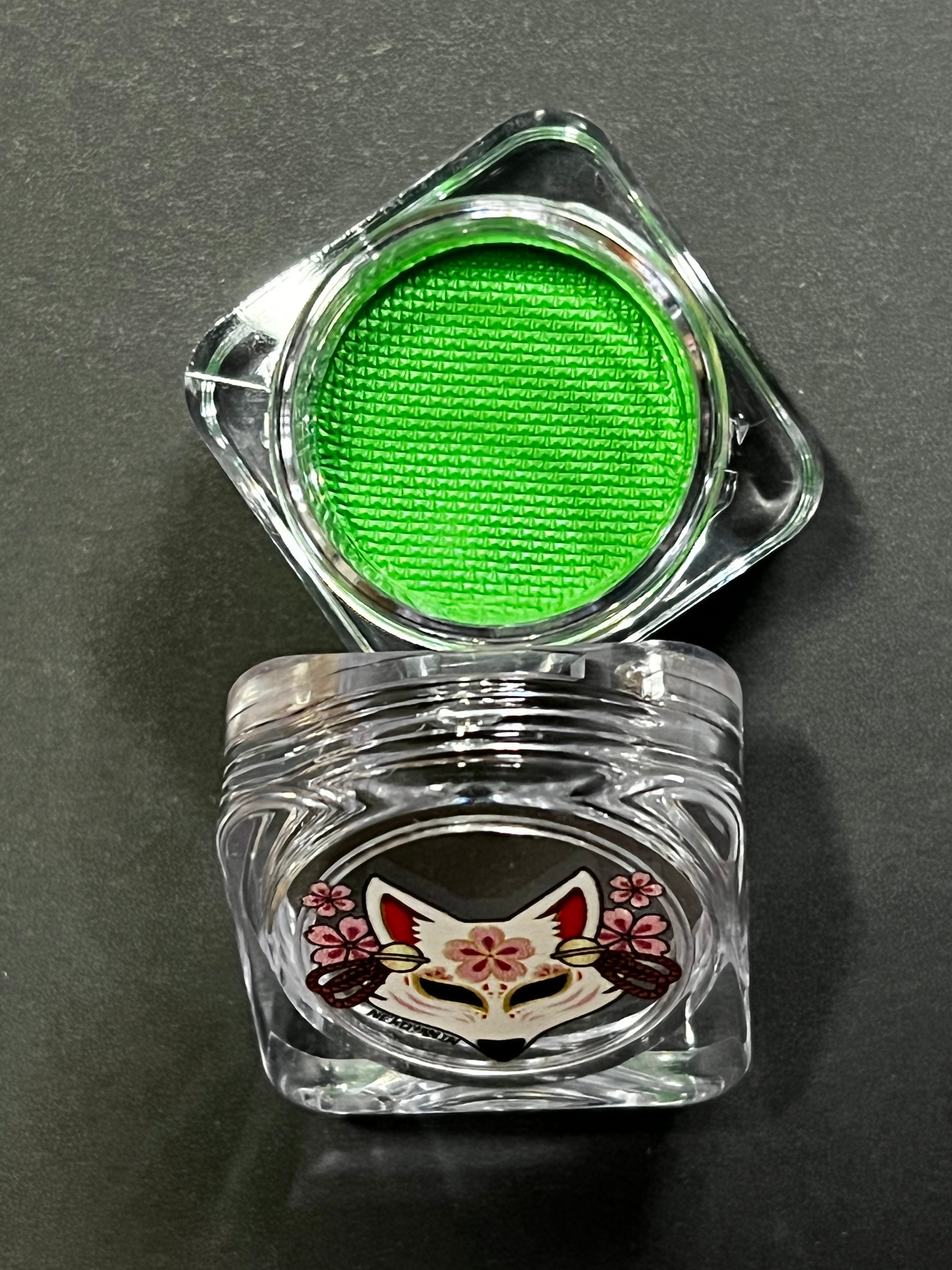 18 Water Activated Graphic Liner Nekoyanin