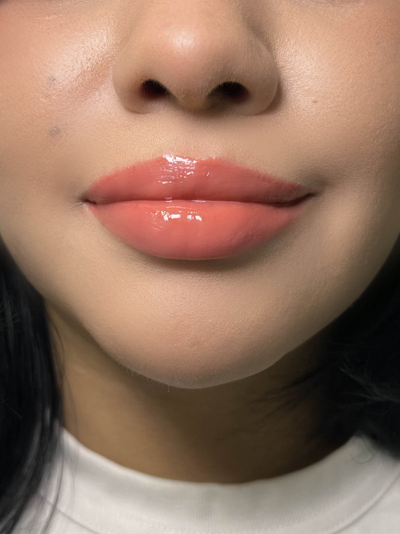 Grapefruit Fruit Jam Lip Gloss Model