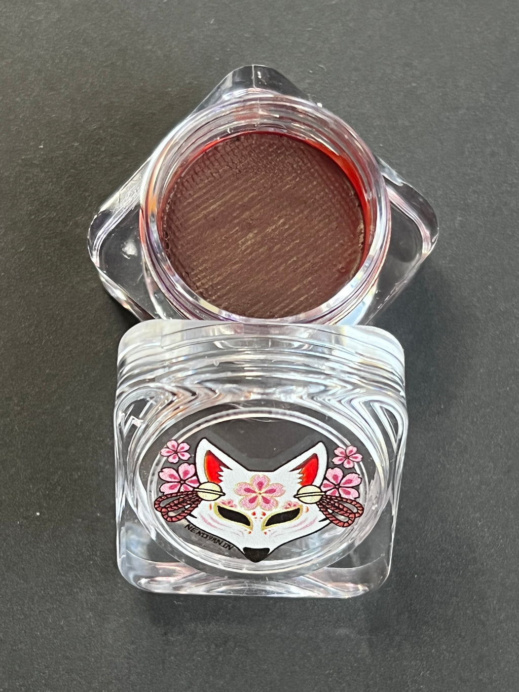 10 - Auburn (Brown) Water Activated Graphic Liner