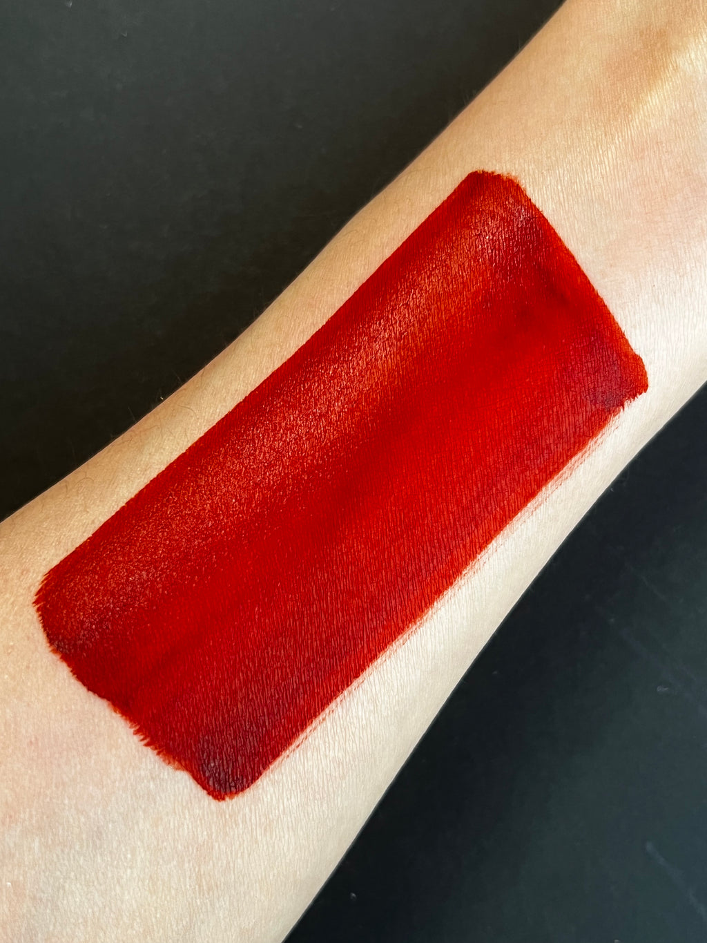 10 - Auburn (Brown) Water Activated Graphic Liner