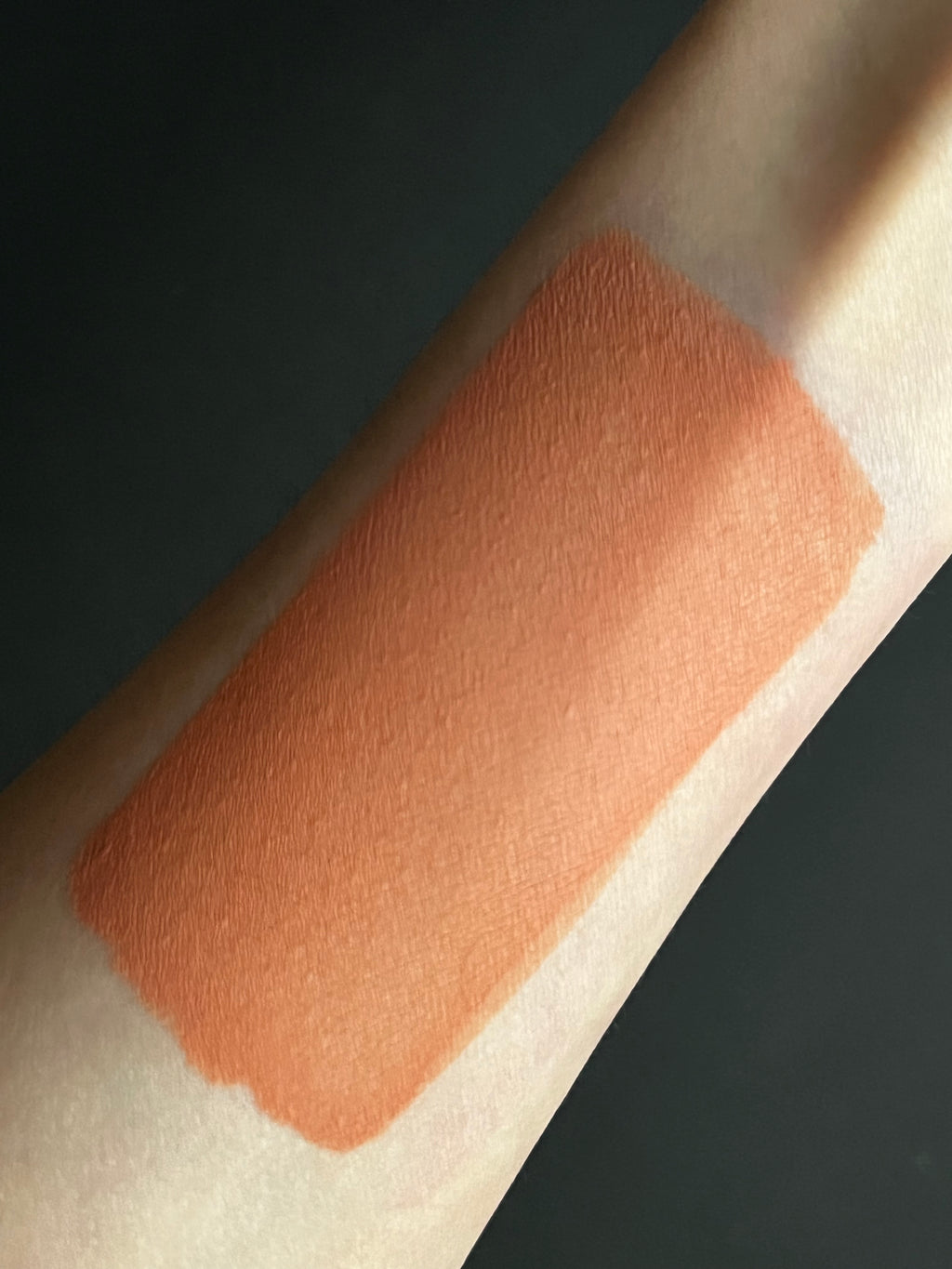 39 - Sandy (Brown) Water Activated Graphic Liner