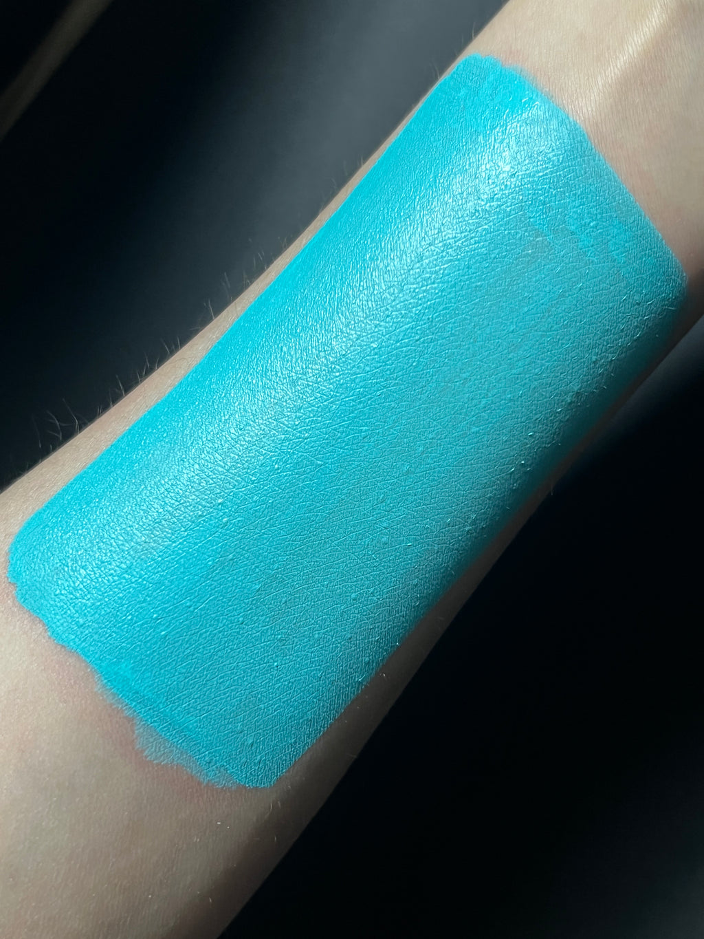 46 - Teal (Blue) Water Activated Graphic Liner